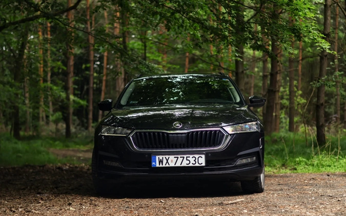 Skoda Octavia cena 72000 przebieg: 165000, rok produkcji 2020 z Nidzica małe 301